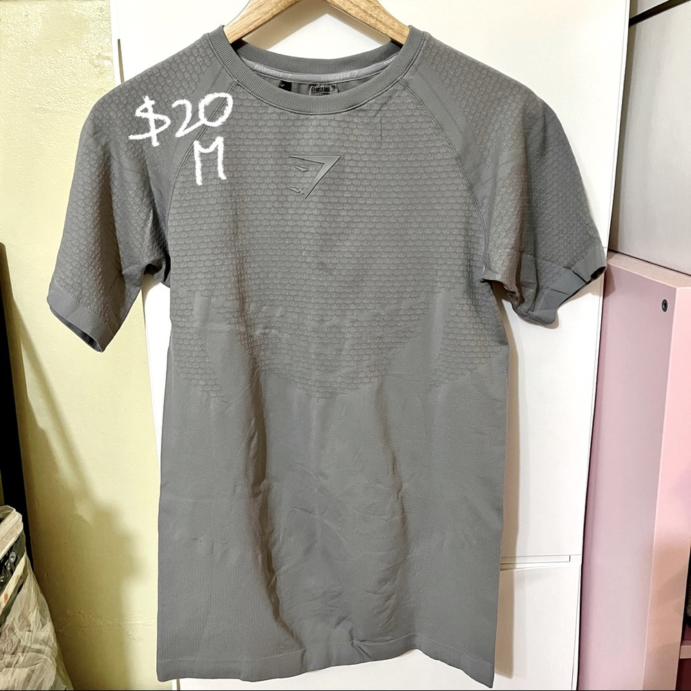 Gymshark men’s gray/olive athletic top